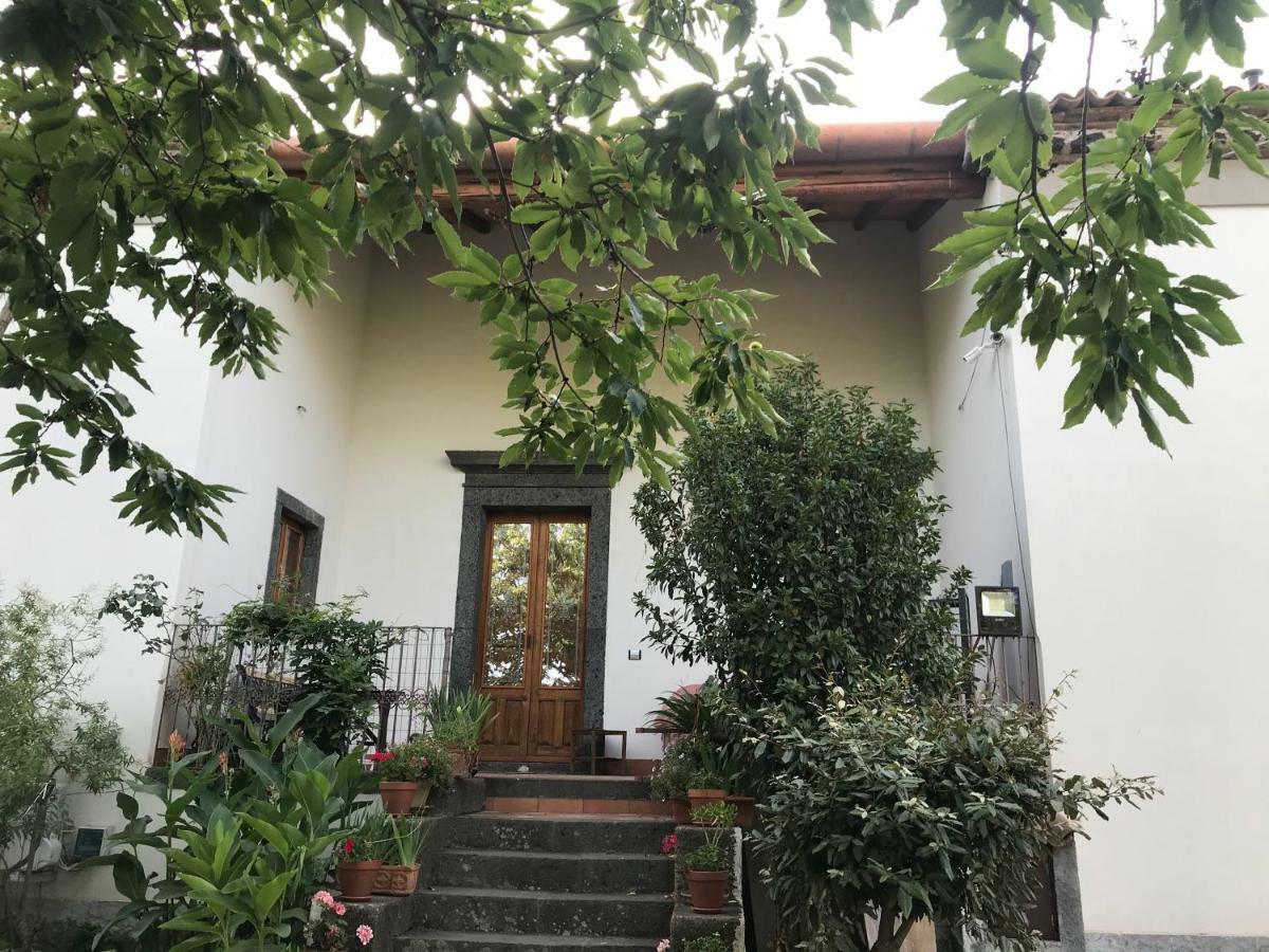 Agriturismo Sole Di Sicilia Randazzo Exterior photo